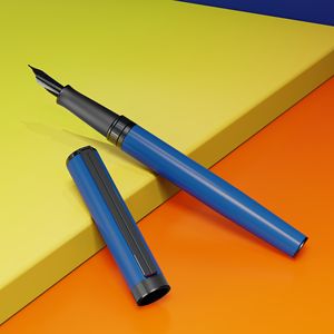 Cadeauset met metalen vulpen, pen met roestvrijstalen punt, blauwe inkt, voor financiële executives. - Product Image 1