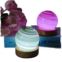 Veilleuse LED à illusion de lune lumineuse Enfants Personnalisés 3D USB Mini Glass Modern Switch Control Plug-In Warm Bedroom Living Room