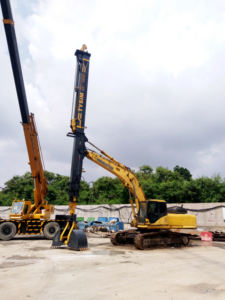 Brazo telescópico de excavadora y pluma de largo alcance a la venta - Product Image 3