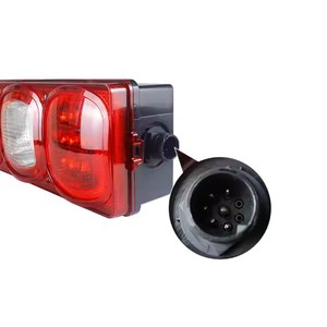 Pièces de rechange en gros d'usine F3000 X3000 X5000 Feu arrière DZ95189811211 pour camion lourd - Product Image 5