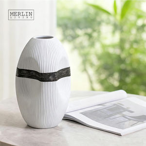 Vaso Nordico Merlin Living, Vaso in Ceramica da Scrivania, Design <span class=keywords><strong>Ovale</strong></span> con Incavo, Vaso Bianco per Arredamento Casa, Fabbrica di Ceramiche di Chaozhou, Vendita all'Ingrosso - Product Image 6