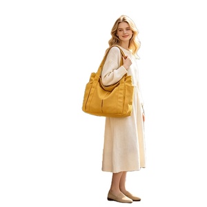 Sac fourre-tout en toile grande capacité pour femme avec poches, logo personnalisé, idéal pour le shopping, les voyages, les trajets quotidiens et la plage - Product Image 1