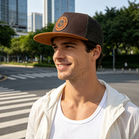 Casquette Snapback Structurée à 7 Panneaux avec Logo Personnalisé et Écusson Tissé, Visière Plate en Daim, Chapeau Trucker en Maille – Vente en Gros