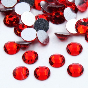 SS20 cristal clair dos plat sans Hotfix argent déjoué dos strass pour robe - Product Image 6