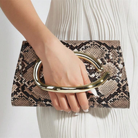 Tas tangan dompet genggam wanita, tas malam wanita besar cantik dengan rantai lepas pasang pola Flap elegan beludru untuk pernikahan gadis