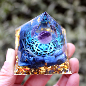 <b>Crystal</b> <b>Chip</b> Pyramid Resin Epoxy Handicraft Desktop Ornament Blue <b>Crystal</b> 5cm 6cm Home Decoration European Style - Product Image 3