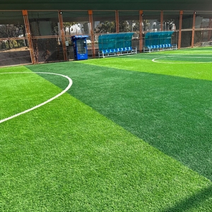 Instalaciones Deportivas APEX para Fútbol, Tenis y Fútbol Sala, <span class=keywords><strong>Cancha</strong></span> <span class=keywords><strong>de</strong></span> Pádel con Fútbol para <span class=keywords><strong>7</strong></span> Personas, Césped Artificial a <span class=keywords><strong>Precio</strong></span> Económico - Product Image 4