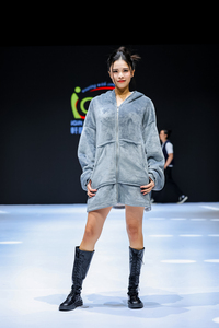 Design Your Own Grey Sweatshirt Wearable Home Furnishing Blanket <strong>Long</strong> Sleeves Customised <strong>Oodies</strong> - Product Image 6