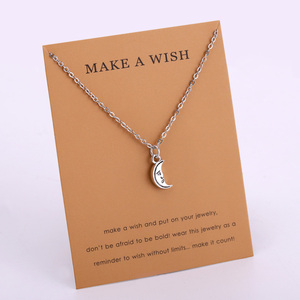 قلادة صداقة مع تاج وقمر ونجمة وقلب مزينة بالكريستال، مع بطاقة أمنيات، مجوهرات نسائية - Product Image 4