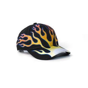 Nuovo Cappellino da Baseball Moda 2025 a 6 Pannelli in Camoscio con Visiera Curva e Fodera in Raso, Personalizzabile con Ricamo - Product Image 1