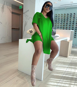 新作プラスサイズストリートウェアカジュアル特大Tシャツ夏ツーピースショートセット女性用2ピースショートセット女性服 - Product Image 3