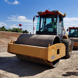 Nouveau Compacteur Routier Monocylindre 16T XS163J de Chine – <span class=keywords><strong>Prix</strong></span> Compétitif pour Engins de Construction Routière et Travaux Municipaux - Product Image 6