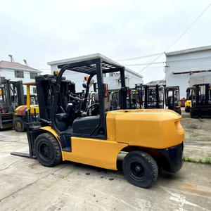 Montacargas diésel TCM HELI de 2.5, 3, 3.5, 5, 7, 8, 10, 15 y 16 toneladas, usados, de alta resistencia, de las marcas Mitsubishi y Komatsu, para construcción portuaria y elevación de materiales. - Product Image 1