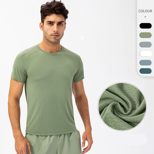 T-shirts de sport pour hommes personnalisés à séchage rapide, t-shirts de fitness à manches courtes, coupe ajustée, impression de logo personnalisée, vente en gros - Product Image 1