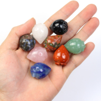 Vente en gros de mini-pierres de guérison sculptées en forme de fraise, gravées et mignonnes, pour cadeaux et décoration intérieure
