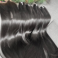 Grossistes de mèches de cheveux humains vierges bruts brésiliens alignées dans le sens des cuticules, tissages de cheveux humains brésiliens vierges bruts de type Mink