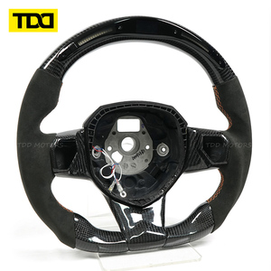 Volant en fibre de carbone à 3 branches TDD compatible avec Lamborghini – Surpiqûres orange pour une performance accrue en course - Product Image 2