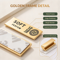 Étiquette de bouteille en métal gaufrée personnalisée, autocollante, pour parfum, logo 3D doré, vente en gros