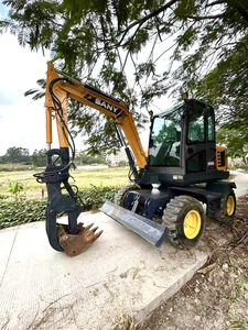 Excavatrice d'occasion Sany SY55W 5 tonnes économique avec système hydraulique d'origine, certifiée CE, coupleur rapide et brise-roche Daewoo - Product Image 5