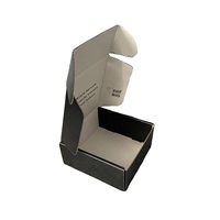 Boîte en papier noir en stock Boîte postale ondulée personnalisée pour l'emballage de carton de papier de petite entreprise noir mat