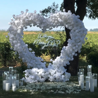 Nouvelle conception de support floral en forme de cœur blanc et rouge pour proposition de mariage, arche florale artificielle en forme de cœur « Veux-tu m'épouser ? »