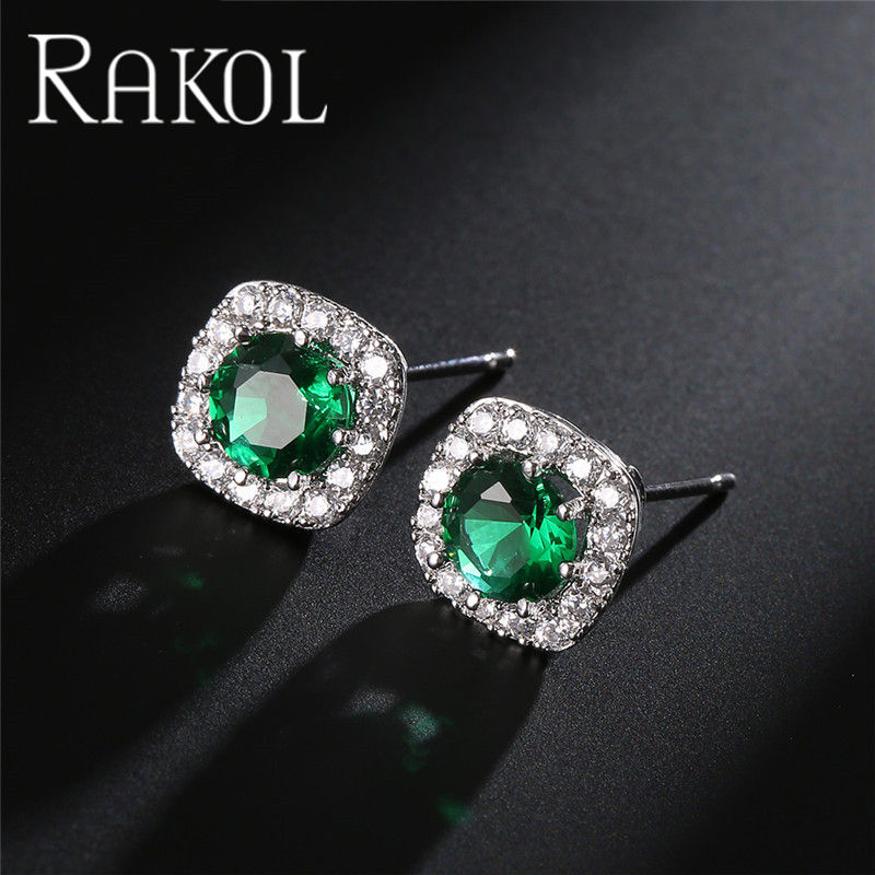 สีเขียว