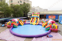 Grand toboggan aquatique gonflable avec piscine ronde, thème arc-en-ciel, aire de jeux aquatique extérieure pour divertissement familial commercial