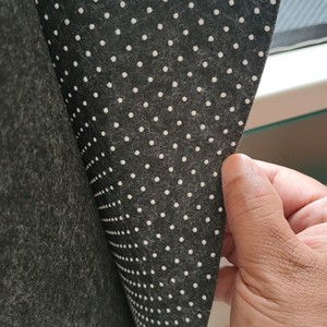 Tapis de protection pour meubles et dessus de table en feutre moulé par injection, antidérapant, coloré, lavable, à poils ras (1-5 mm d'épaisseur), motif fleur de prunier - Product Image 5