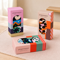 Boîte d'emballage personnalisée pour chaussettes avec fenêtre ovale, boîte en papier imprimée colorée pour chaussettes de mode