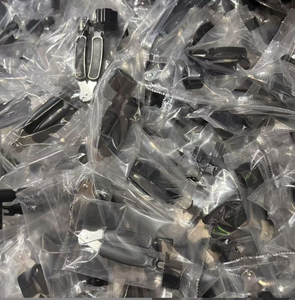 Kit 3-in-1 per la Manutenzione della Chitarra: Avvolgitore di Corde, Taglia Corde e Estrattore di Perni - Set Multifunzionale per un Facile Cambio delle Corde - Product Image 3