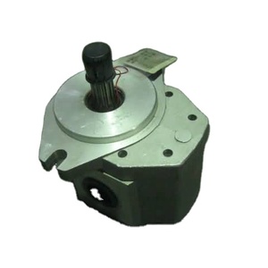 Pièces de niveleuse à moteur très demandées : Pompe à eau 11C0330 pour moteur diesel – Pièces de machines de construction directement de l'usine - Product Image 1