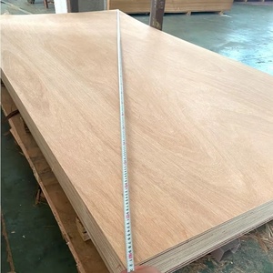 Compensado de Mobiliário de Alta Qualidade em Okoume/Bintangor/Pinho/Bétula/Cedro com Preço Baixo - Product Image 1