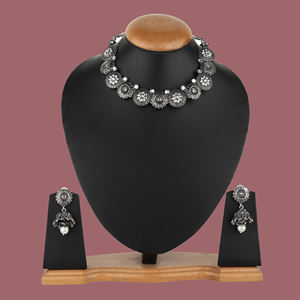 Ensemble de bijoux à l'aspect brillant avec collier complet, boucles d'oreilles à breloques pour cadeau de mariage, disponible au prix de gros - Product Image 5