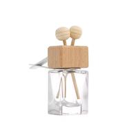 Vente en gros, livraison rapide, diffuseur de parfum pour voiture de haute qualité, flacon en verre carré de 8 ml avec bouchon en bois