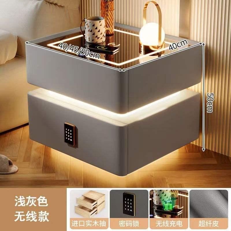 สีเทาอ่อน