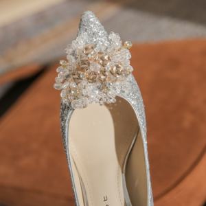 Zapatos de Tacón Alto de Cuero Dorado para Novia, Estilo Chino, Color Champán, con Detalle de Lazo, Sofisticados, para Bodas de Verano - Product Image 4