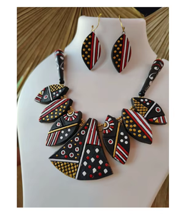 Elegante Conjunto de Collar y Pendientes de Compromiso Bohemio de Terracota Personalizado, Joyería Ligera para Mujer, Fiesta de Boda, Étnico, Festivo, Fusion - Product Image 5