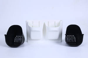 Pot de Jardin Vertical Auto-Arrosant en Plastique à Double Poche pour Plantes Suspendues, Herbes et Fleurs - Vente en Gros - Product Image 3