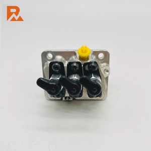 Pompe à injection de carburant 16027-51011 104206-3030 9410617334 pour moteur D1105 - Product Image 5