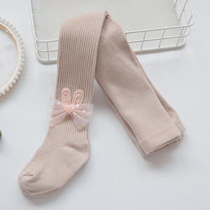 Leggings pour Enfants Très Demandés Nouveauté d'Automne Style Coréen pour Petits et Moyens Enfants Pantacourts pour Bébés et Filles Chaussettes en Gros - Product Image 4