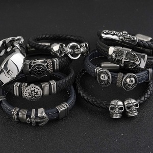 Bracelet tressé en cuir vintage fait main pour homme, bijoux fantaisie en acier inoxydable, cadeau idéal - Product Image 1