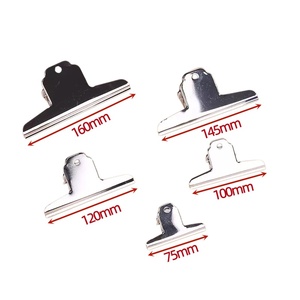 Pince à papier métallique argentée de 75 mm à 180 mm pour bureau et maison - Product Image 1