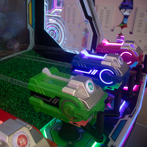 Nouvelle machine de tir à l'eau d'intérieur pour 4 joueurs, modèle Ours Bébé 2025, équipement de jeu pour enfants avec écran de 65 pouces et garantie 1 an en anglais - Product Image 5