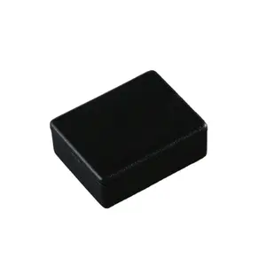صندوق بلاستيكي أسود مزود بمعيار عداد الحجم وغيار منزلية بدون مسامير بأبعاد 45*35*18 مم