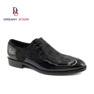 Chaussures habillées et Richelieu pour hommes en cuir véritable noir, faites à la main, de haute qualité, avec motif de design de mode, logo personnalisé et marque originale - Product Image 1