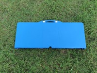 Table de repas pliable de haute qualité, légère, facile à transporter, 4 places, en PP/aluminium, imperméable, pour l'extérieur, usage moderne pour les écoles et les hôpitaux