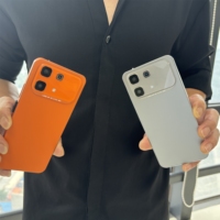 Projecteur mobile avec grand écran, chargeur de téléphone à éjection automatique Kuwajia, smartphone robuste 5G