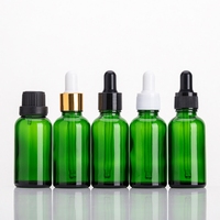Vente en gros de flacons cosmétiques vides en verre vert de 10 ml et 30 ml, petits flacons compte-gouttes pour sérum de soin de la peau
