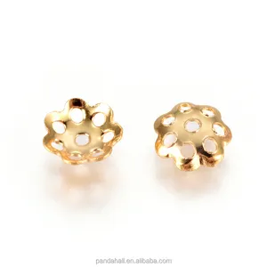 Pandahall 100 pezzi Multi-petalo placcato d'oro sottovuoto fiore 304 acciaio inossidabile perline cono