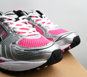 Zapatillas de deporte informales a la moda para hombre, zapatos para caminar de malla transpirable, suela gruesa antideslizante, calzado deportivo para uso diario al aire libre - Product Image 3